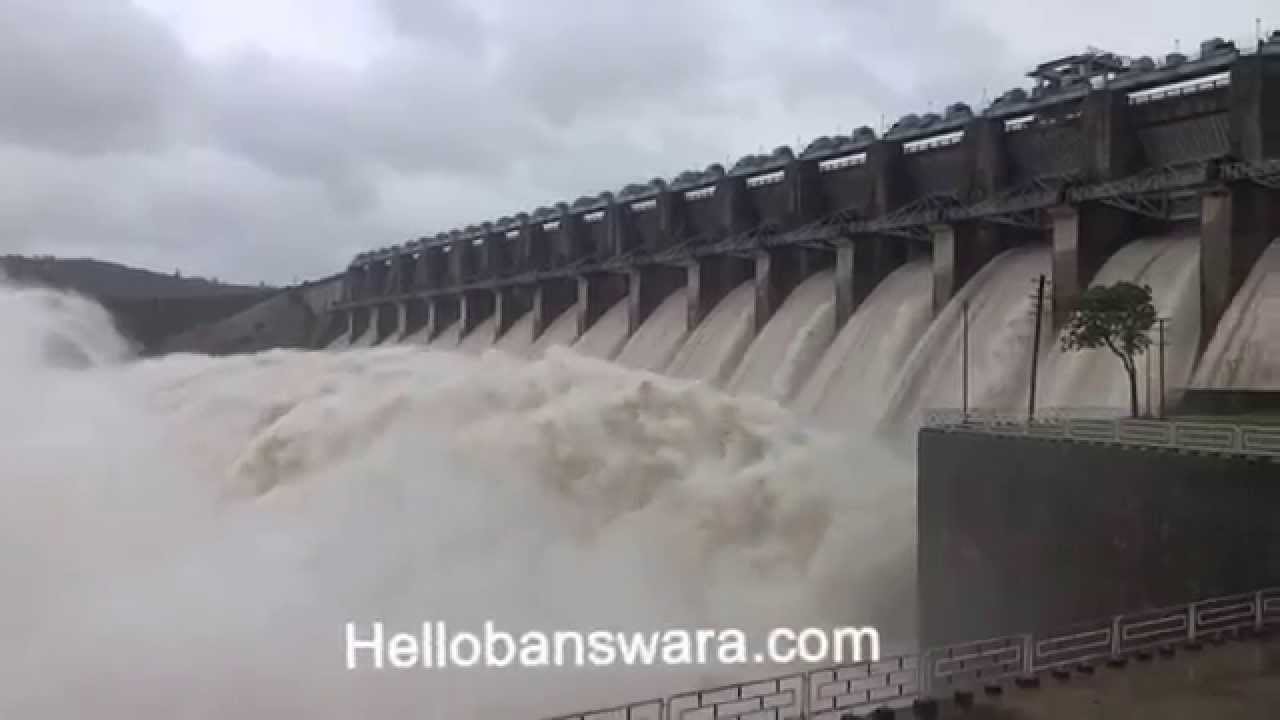 Mahi Bajaj Sagar Dam (MahiDam) 16 Gates Open - 2015 Pride Of Banswara