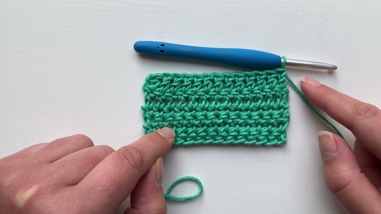 Learn to Crochet 12: When the turning chain doesn't count as a stitch (Left handed)