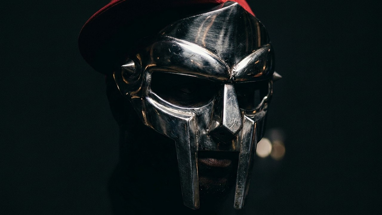 MF DOOM Red Bull Music (озвучка Neurotype, перевод Selector) #MFDOOM