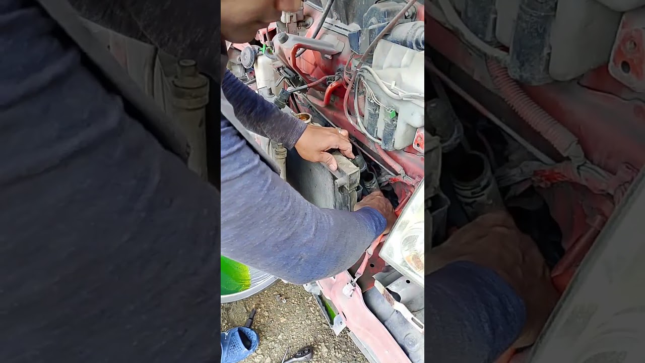(leaking radiator) Changing radiator tutorial step by step👨‍🔧👨‍🔧