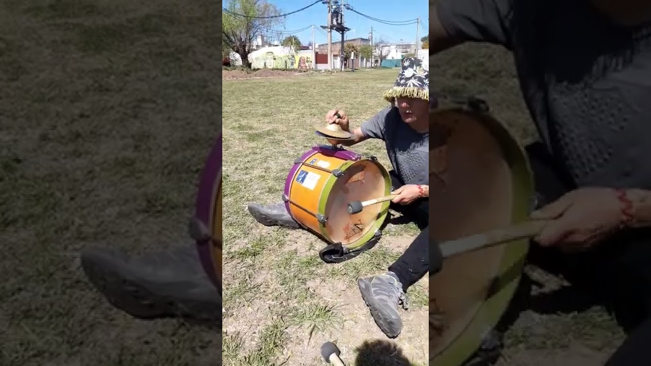 Samba reggae. Recreación para bombo con platillos.