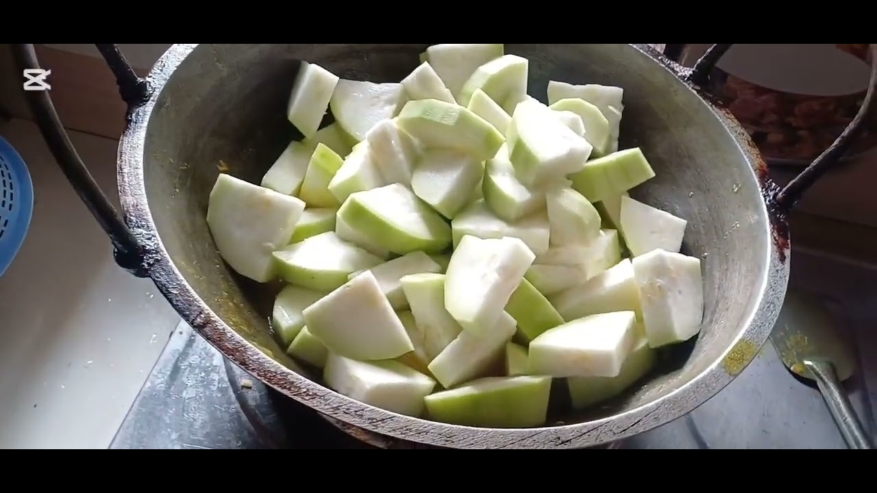 চিংড়ি মাছ দিয়ে লাউ রান্না অনেক সাধ 