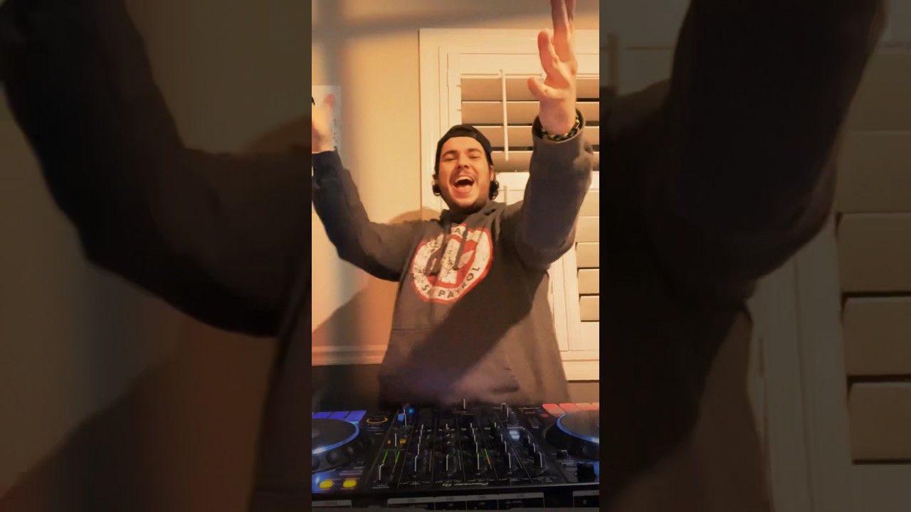 GRiZ X JVKE #dubstep #bassmusic #edm #rave #festival #dj #music #djmix #griz #jvke #goldenhour