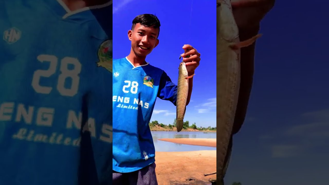 ស្ទូចត្រីលើគោក🙂🤣  #entertainment #vlogger #youtubevideos #រឿងកម្លែងខ្លី