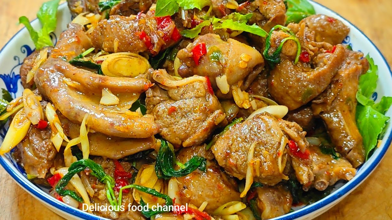 ឆាក្តៅសាច់ទា ម្ហូបពិសេសសម្រាប់ជួបជុំគ្នា ឆ្ងាញ់រីករាយខែភ្ជុំនេះ Delicious food channel