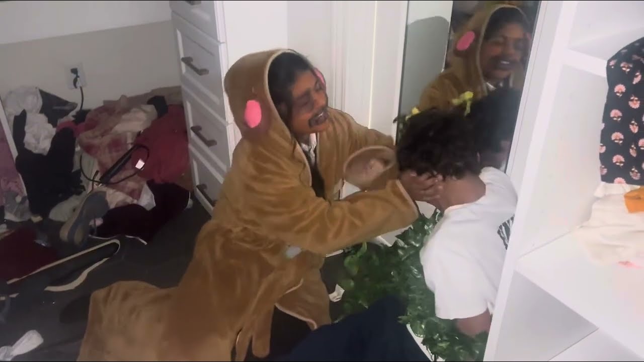 Monkey goblin kidnapping extravaganza