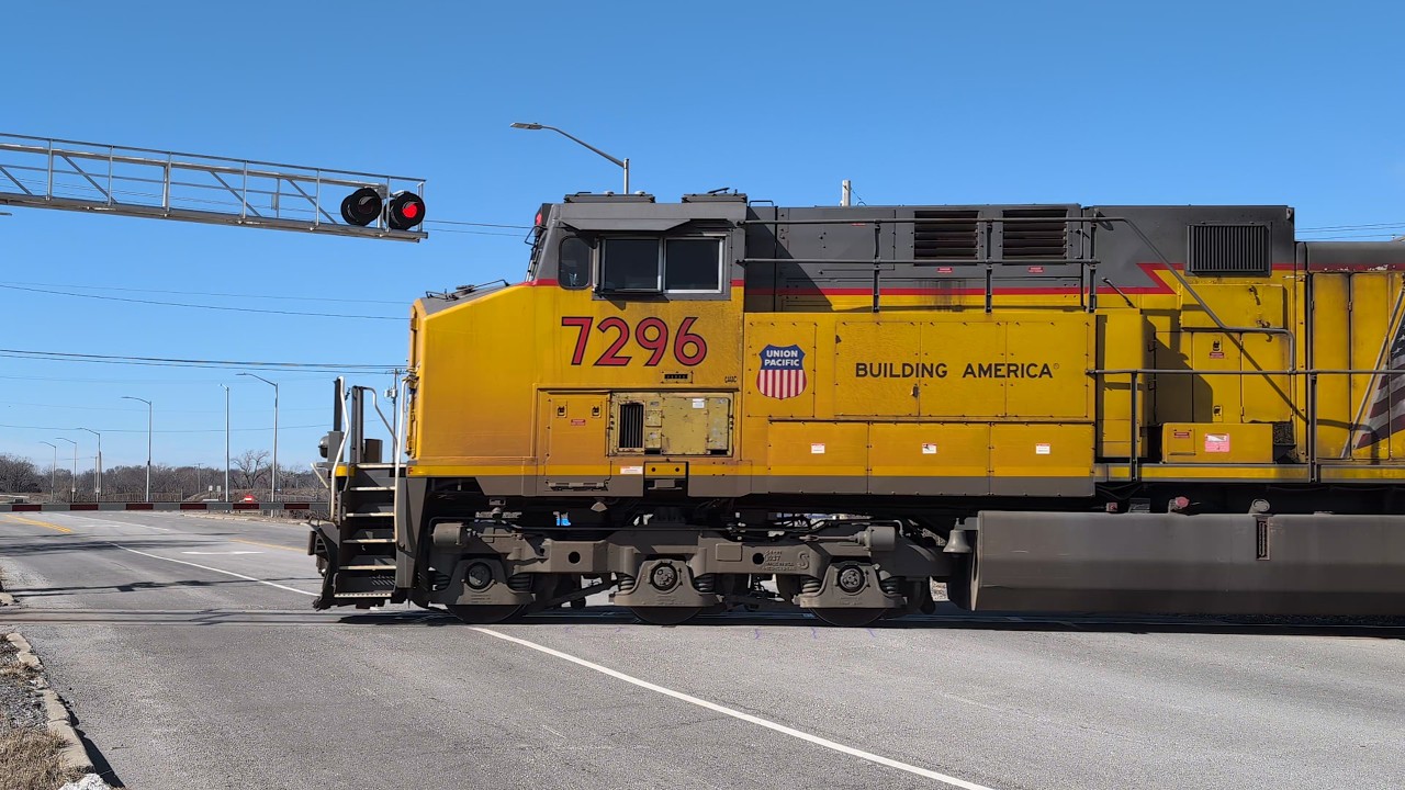 20260225 170714962Z 428347V S {UP7296 UP9102} UP6283} UN1267 F 394,37,61