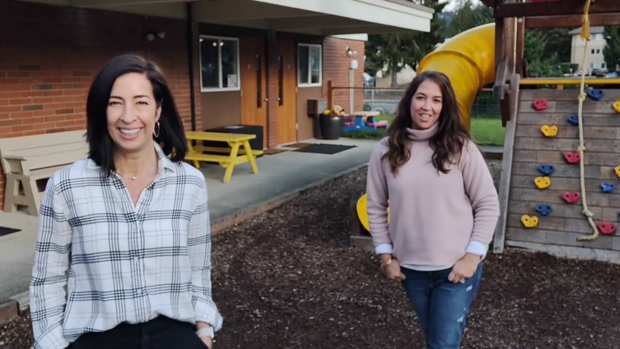 Hi From Miss Dizzy & Miss GG - Dizzybus