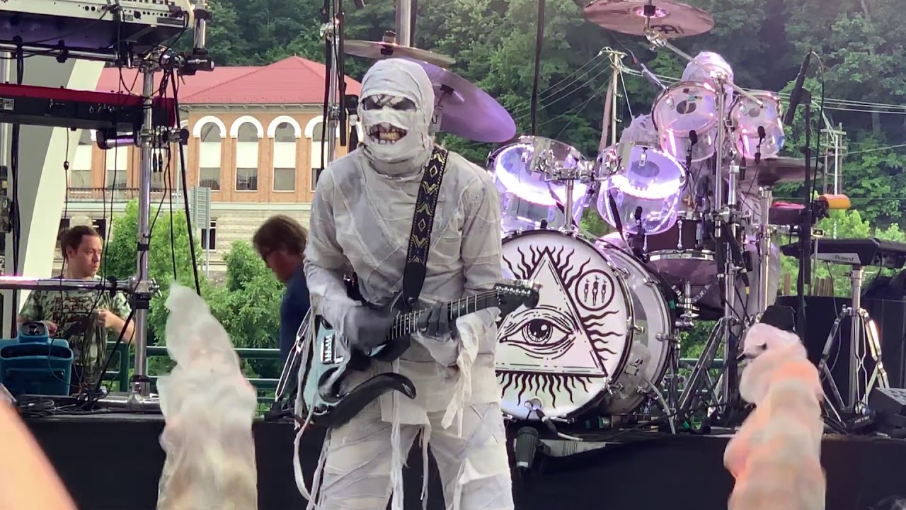 Here Come the Mummies