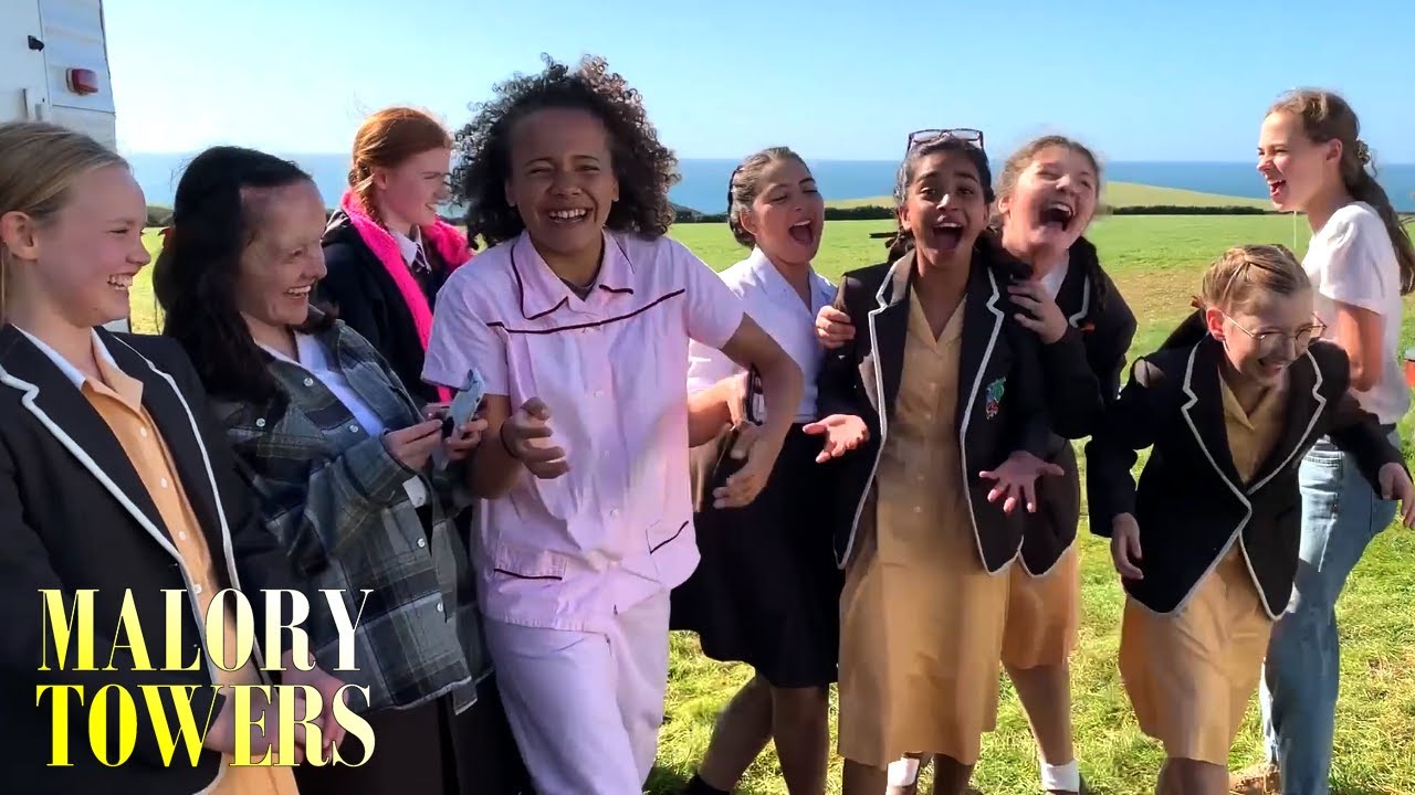 Positive Musical Vibes! On Set with the Cast | Malory Towers