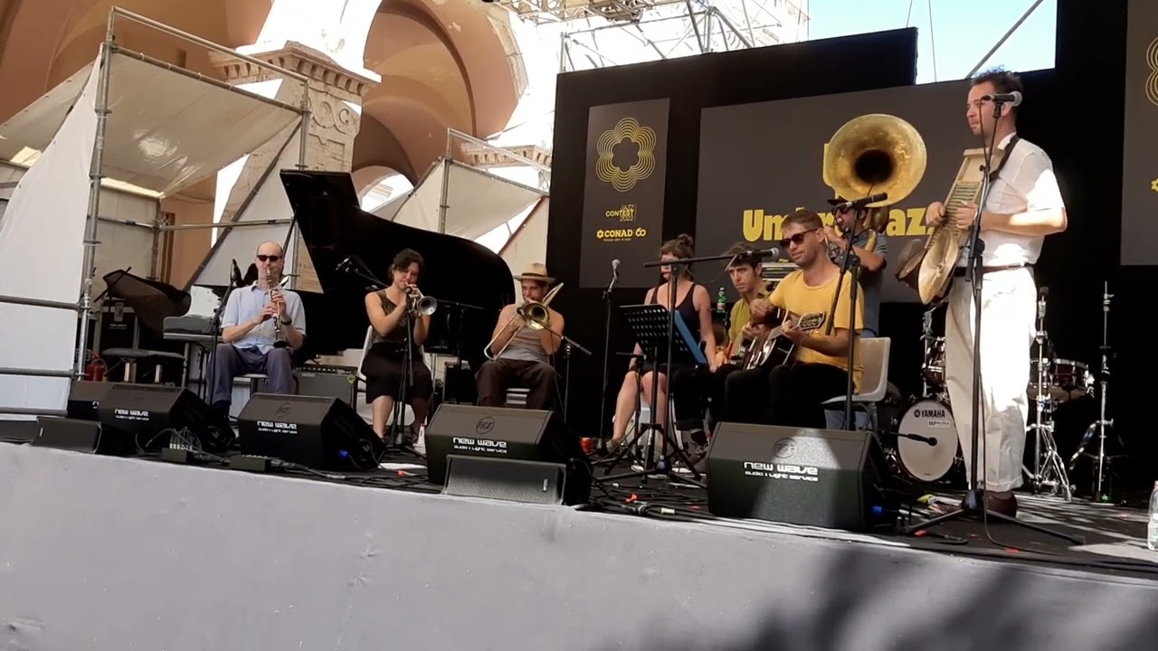 Tuba Skinny in Perugia 9th july 2022 - Kickin' the rocks