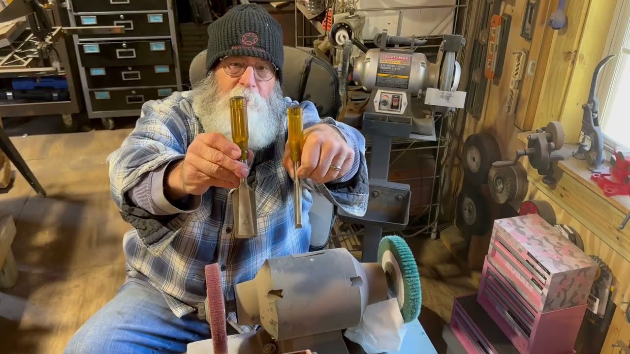 Old Doug’s work shop ,Defiance chisel clean up in 36 degree shop
