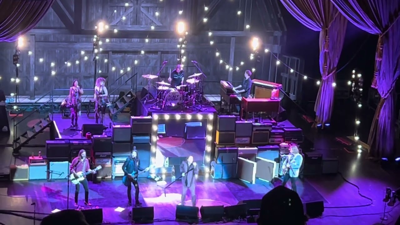 Black crowes/sting me/0pening night happiness bastards tour:grand olde opry Nashville 4 2 2024
