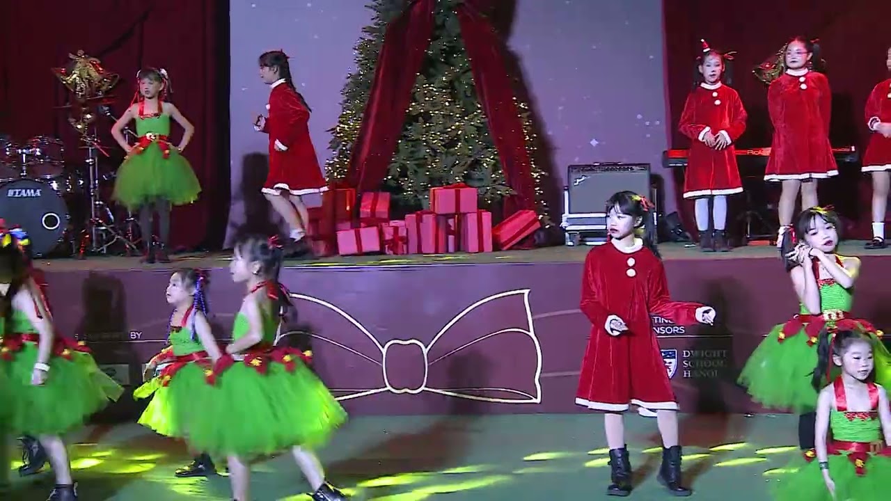 Jingle bell rock - CLB Bông Hoa Nhỏ