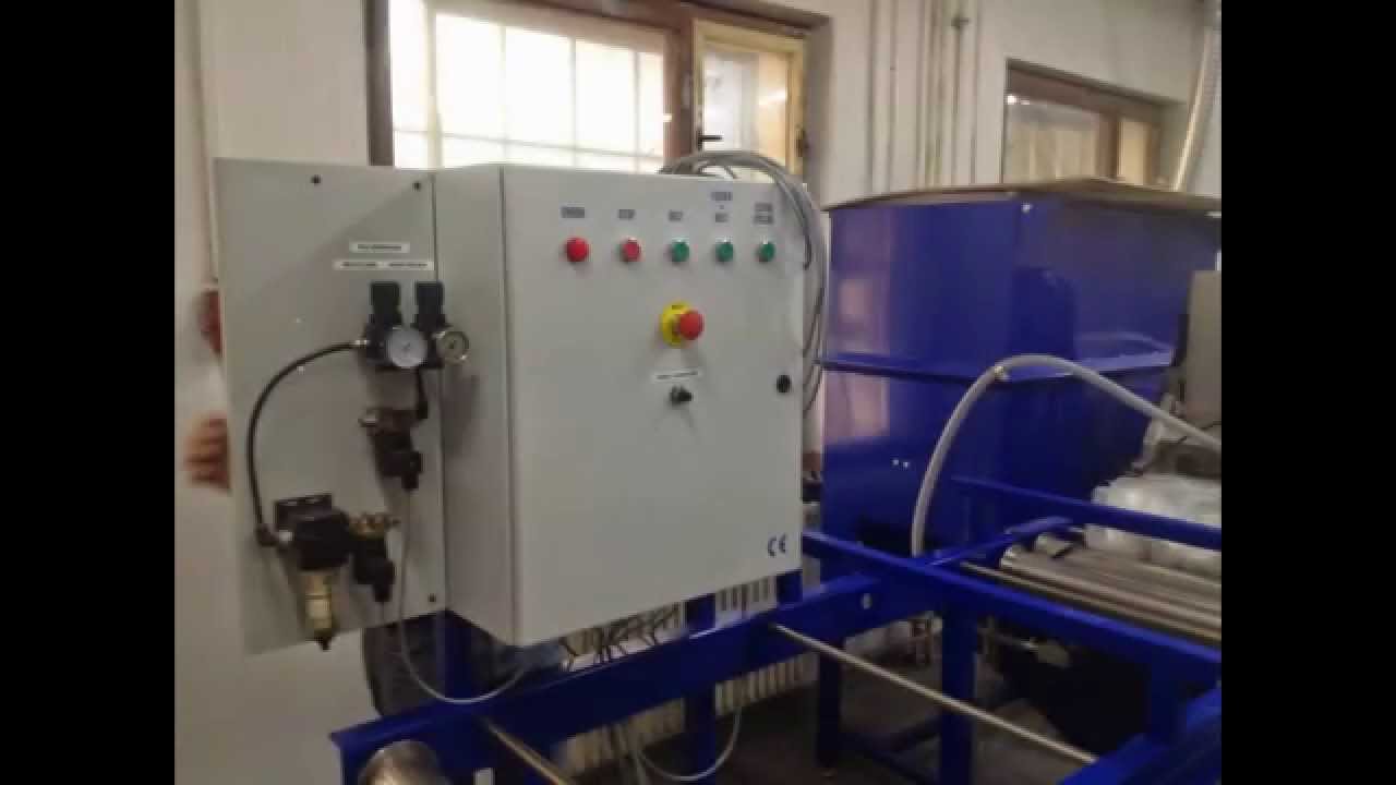 Installation of a Powder scattering machine