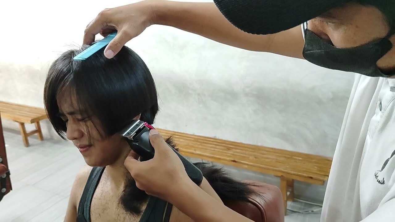 Jenina Bowlcut 