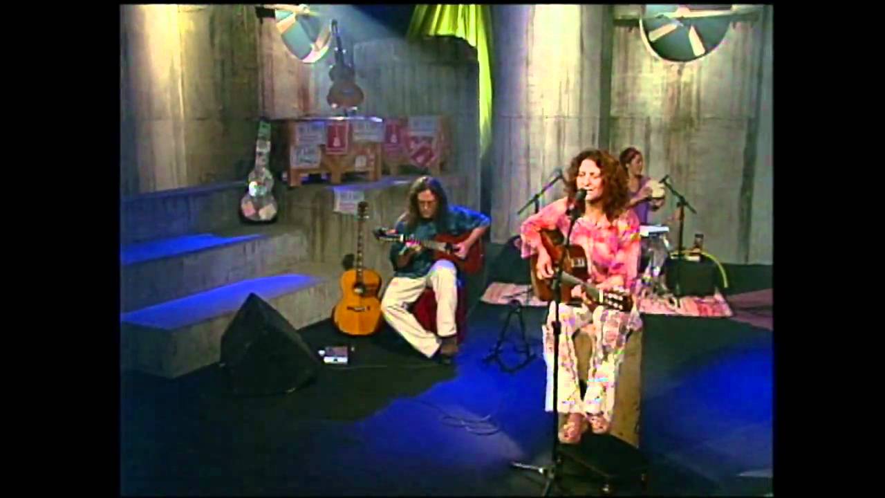 Maria Dapaz - Pau de Arara - Arena do Som