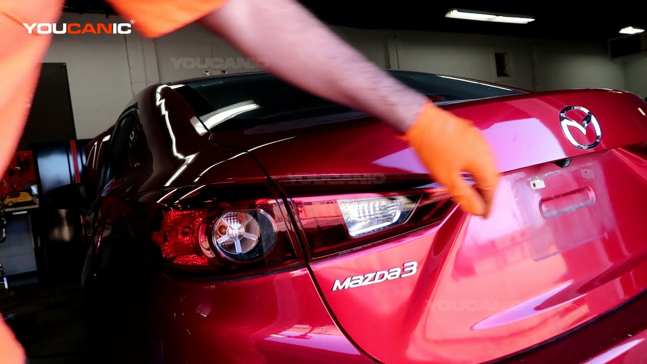 Замена подсветки номерного знака Mazda 3 2014-2018