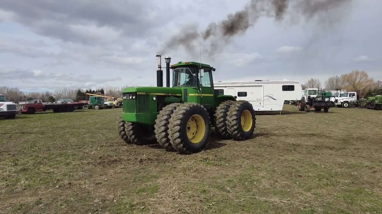 John Deere 8650 4WD Tractor