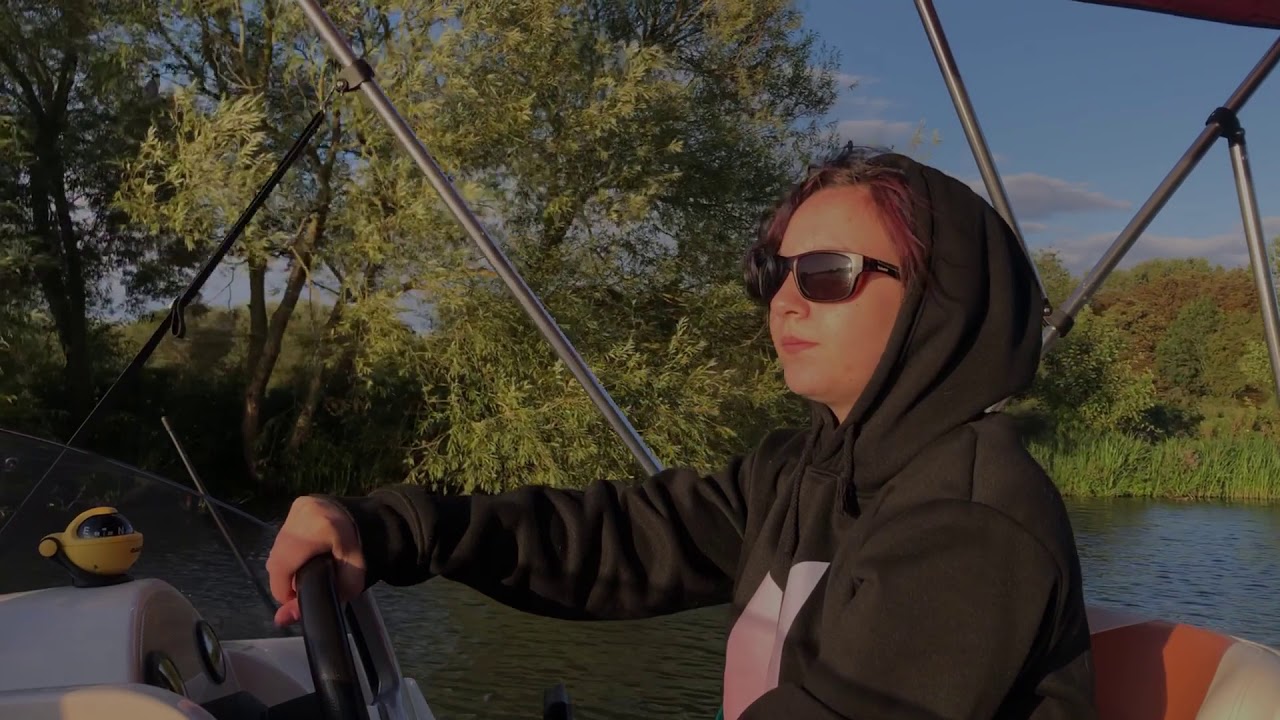 Quicksilver 470 river Thames summer of 2019