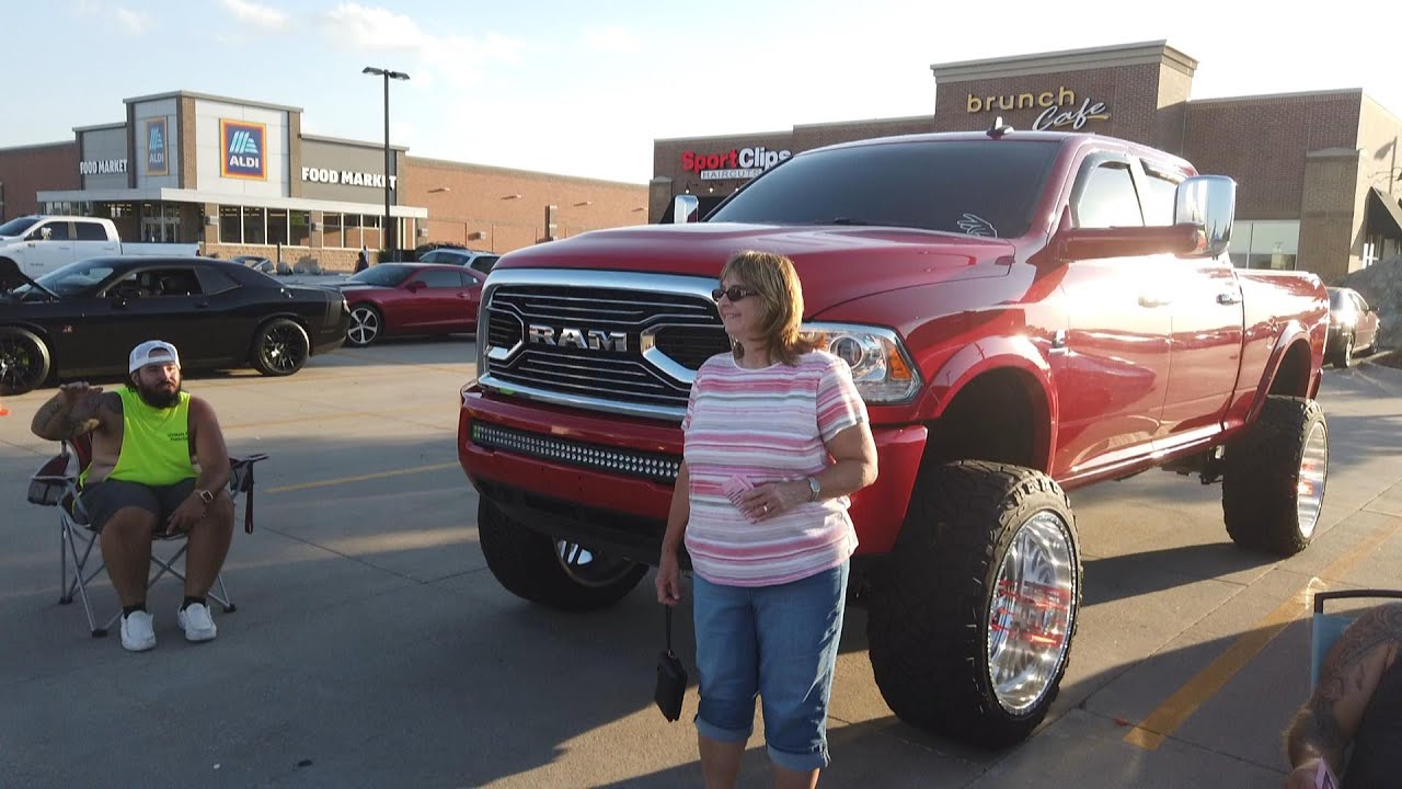 Huntley Classic Car Show 7-21 - Land Cruiser Midwest