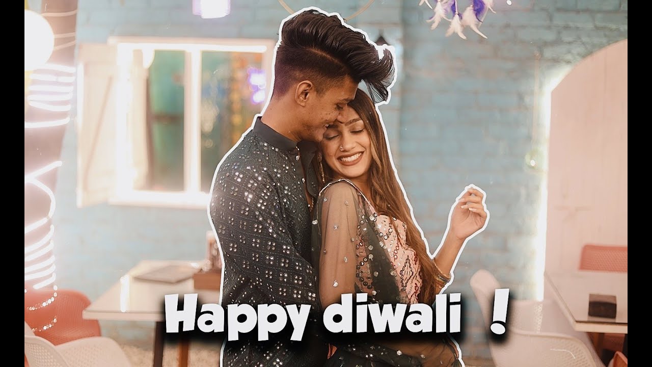 DIWALI GIFT ME AAYUSHI NE DIYA FLYING KISS ?😳 || MY BEST DIWALI EVER 😍 || VISHHUU VLOGS !
