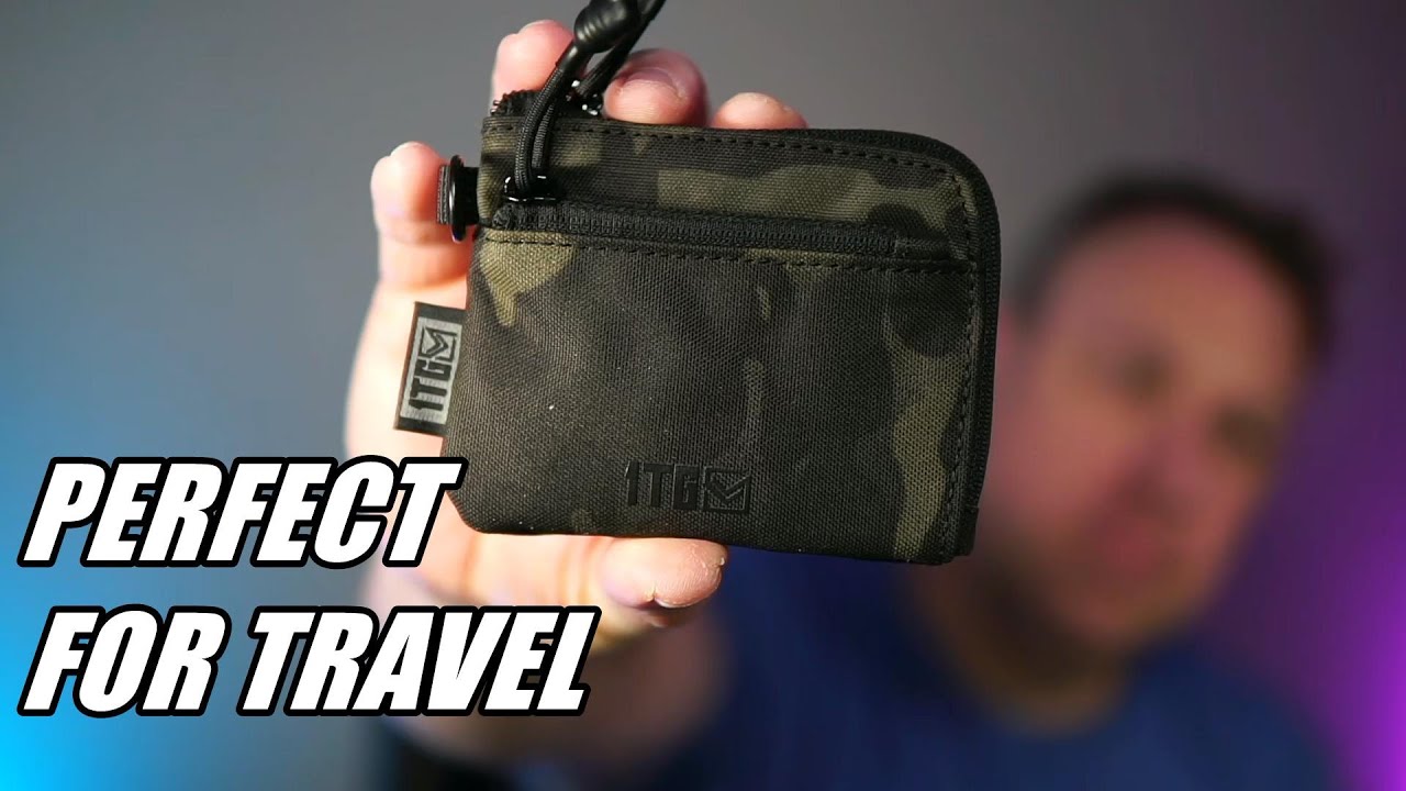 This coin purse has the best features for carrying cash and coins.