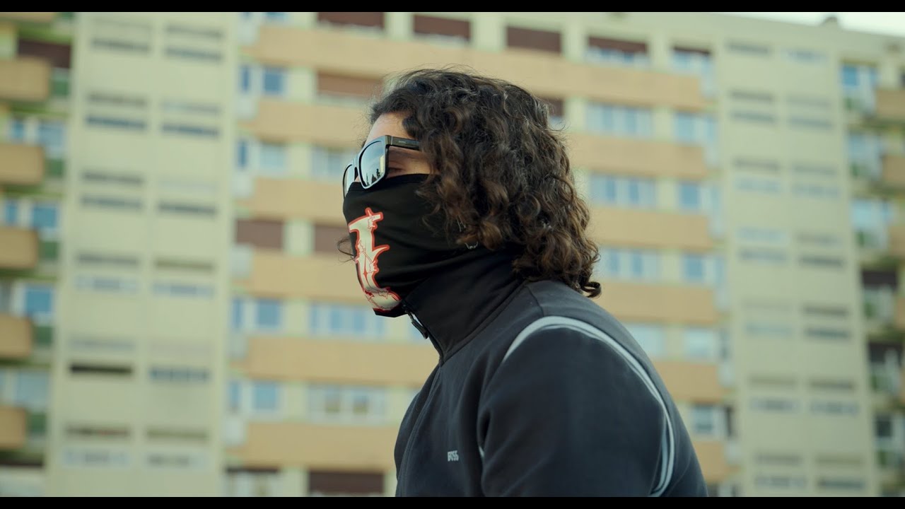 AhGuirri - MEDLEY (Clip Officiel)