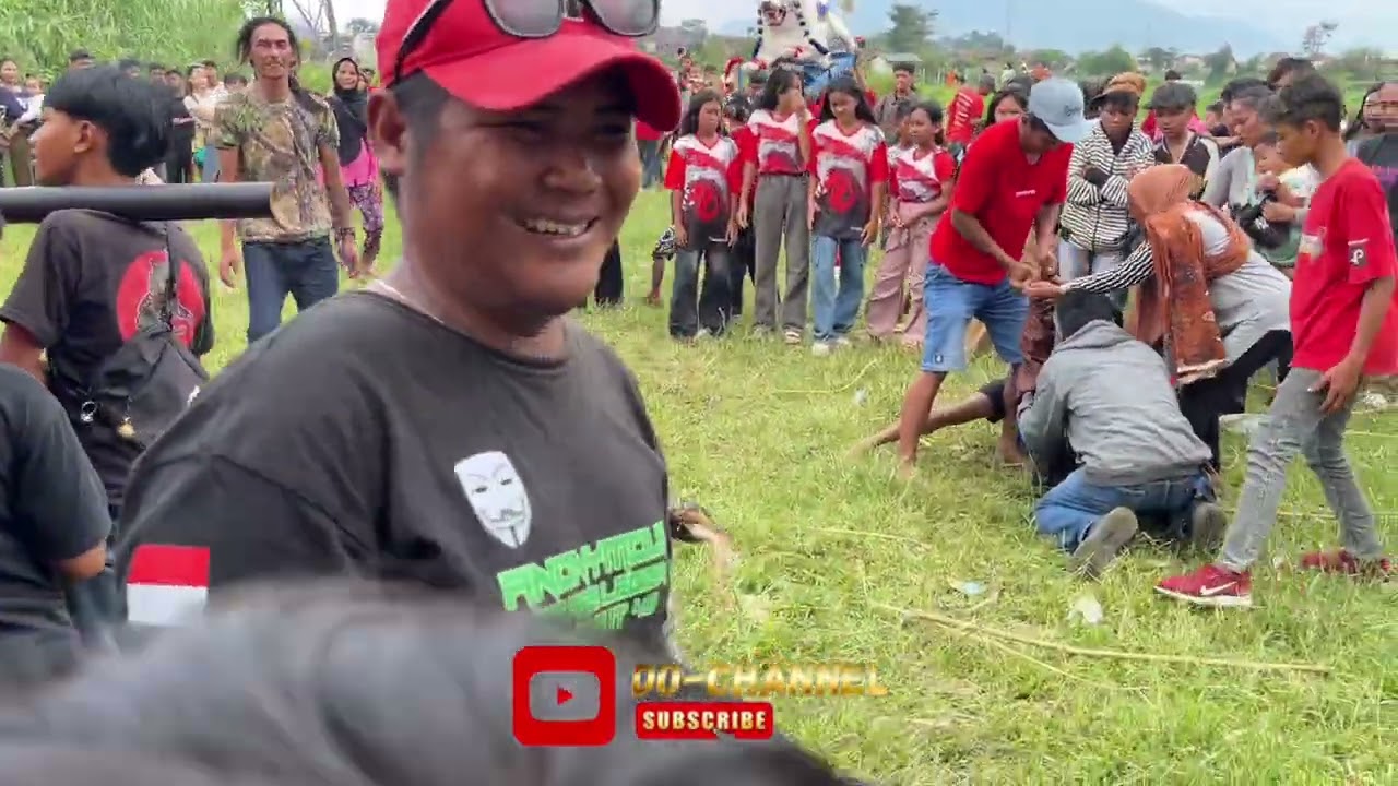 putra saka grup di reak ken di tempat acara anniversary yang ke-3 tahun