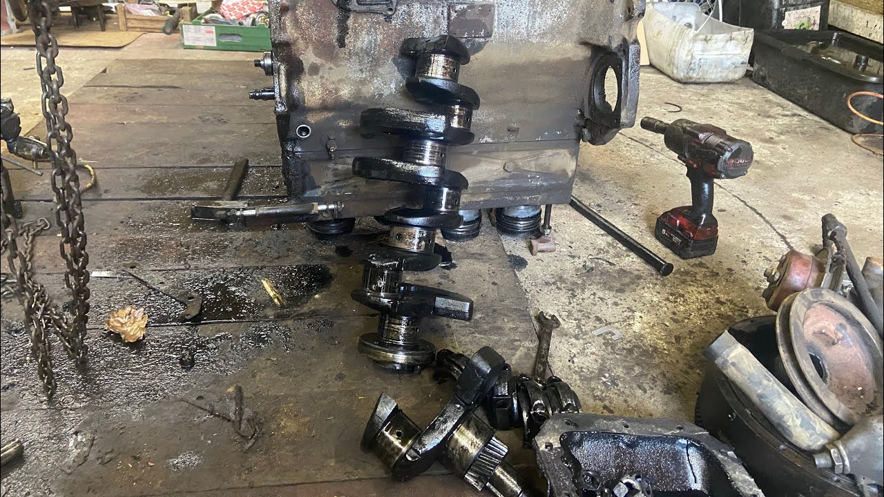 Pękł Wał Przez Błąd Mechanika $ Rozbieranie  Silnika Do Ursusa C360