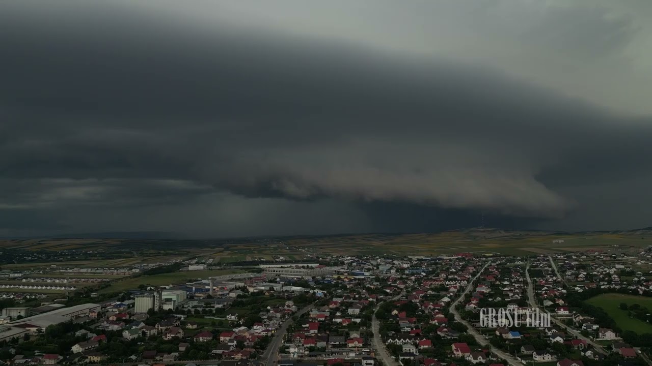 Suceava. 27 iulie, 2025. Furtuna #bucovina #drone