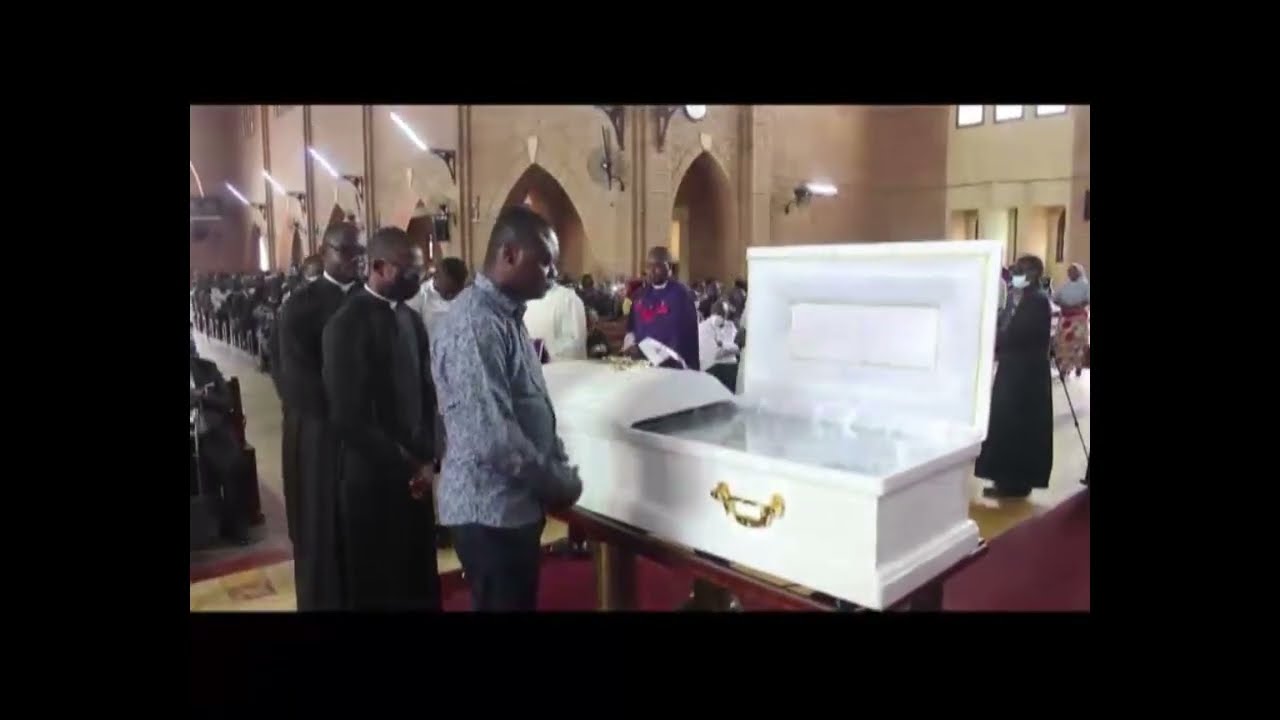 R.D.C. KINSHASA ; LES OBSEQUES DE Mr L 'ABBÉ ALEX AUBIN NSUNDI PRETRE DE L'ARCHIDIOCESE DE KINSHASA
