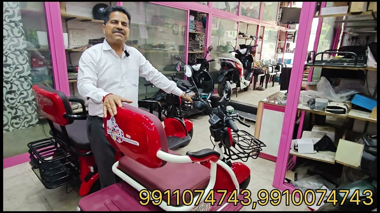 🔊 Ride Smart with Style: 3-Wheel Scooter by Vasu International 🛵💙 #VasuInternational #3WheelScooter