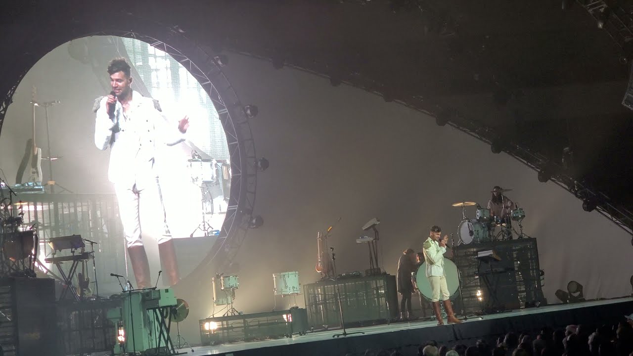 for King & Country - Joel speaks to crowd (Cedar Park, TX 12.05.21)