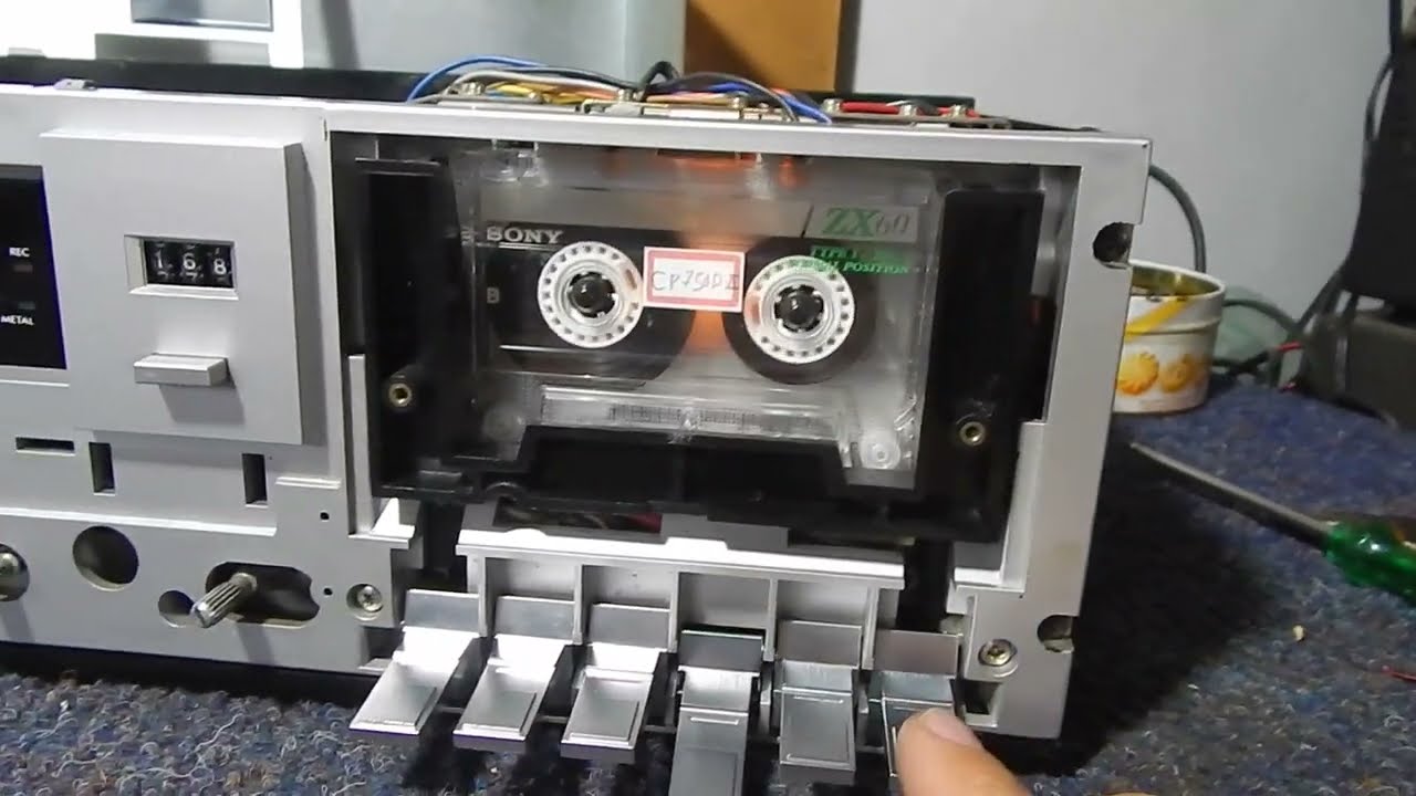 SERÁ QUE DÁ PRA SALVAR?? GRADIENTE 1°GERAÇÃO CD 4000 - TAPE DECK 80´S