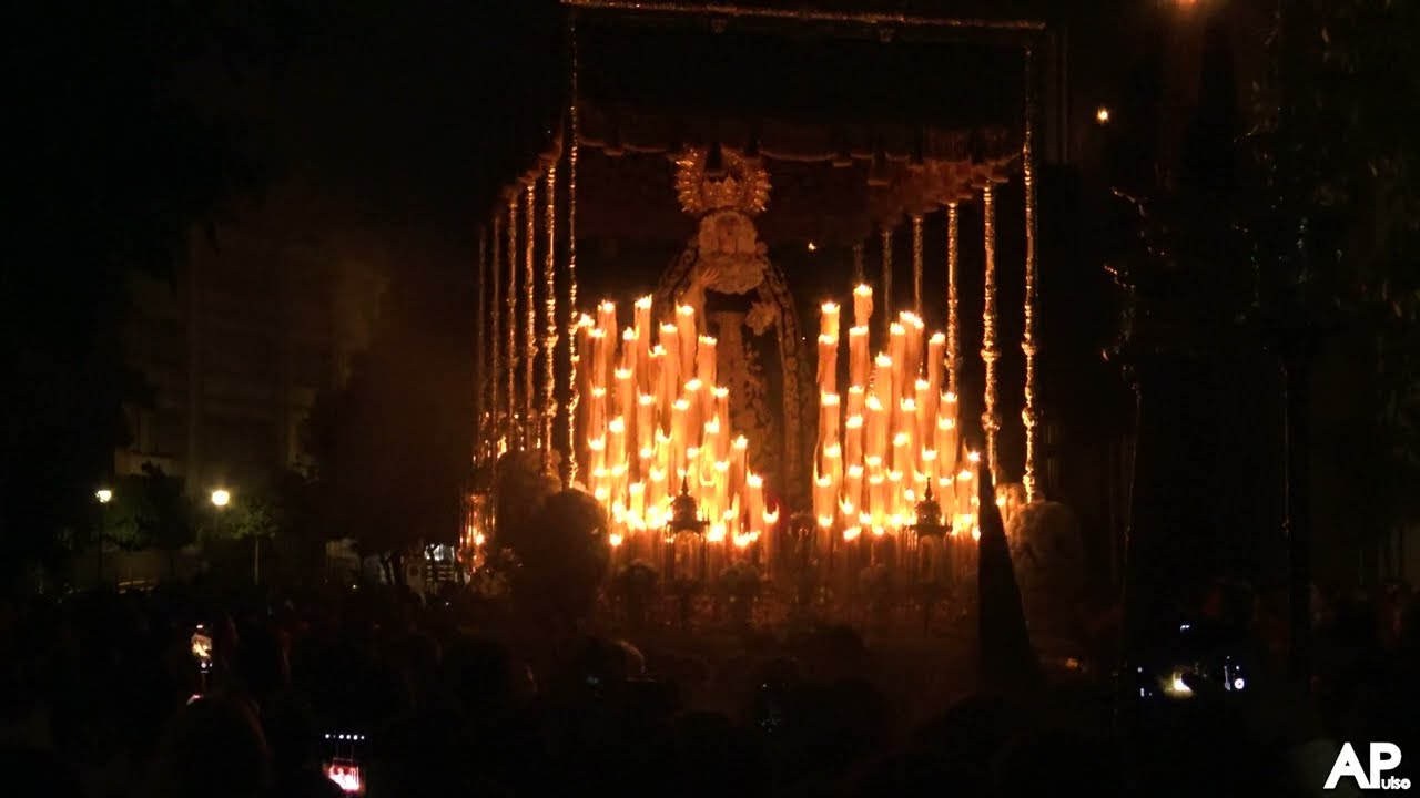 Entrada de la Virgen de los Dolores de las Penas de San Vicente 2023 | Semana Santa Sevilla 2023