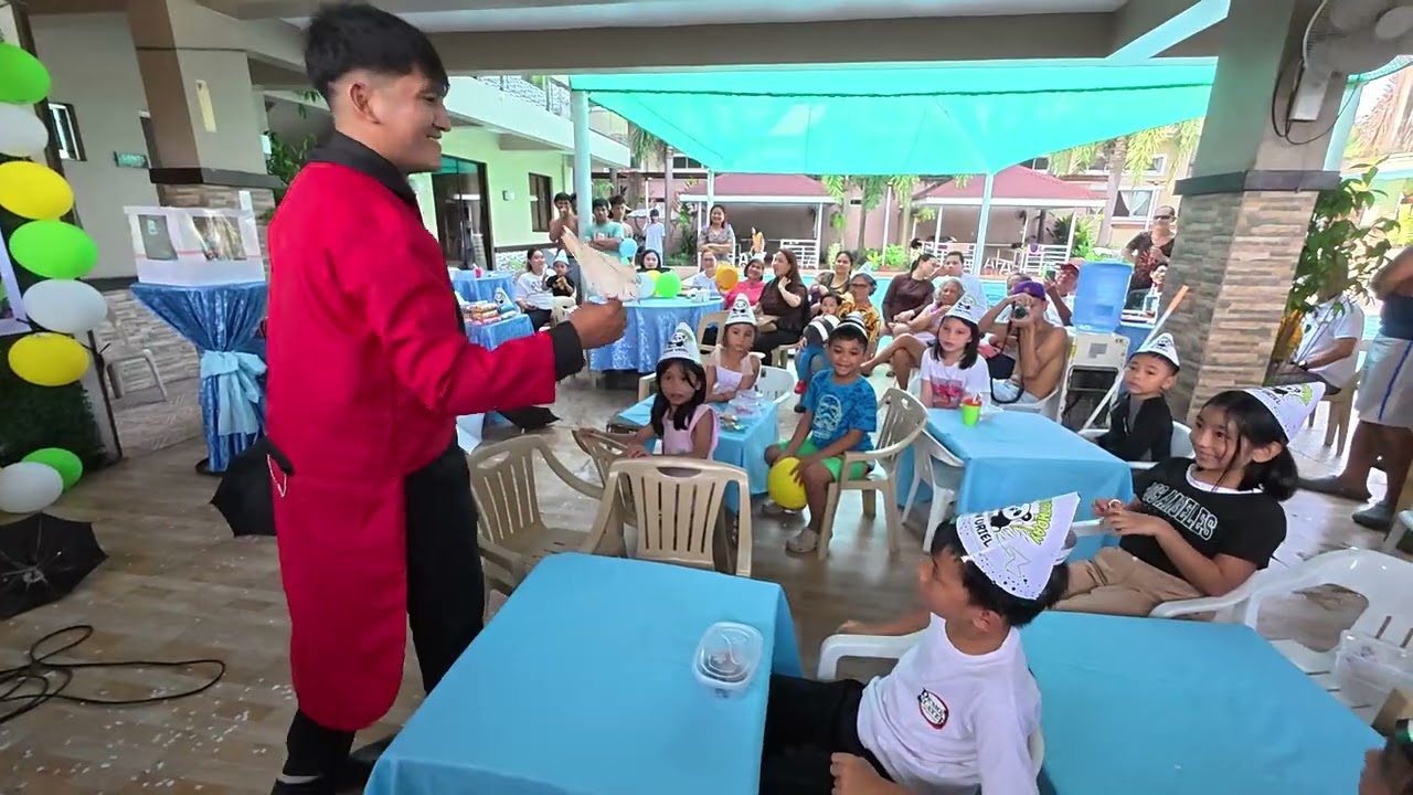 kids party magic puppet