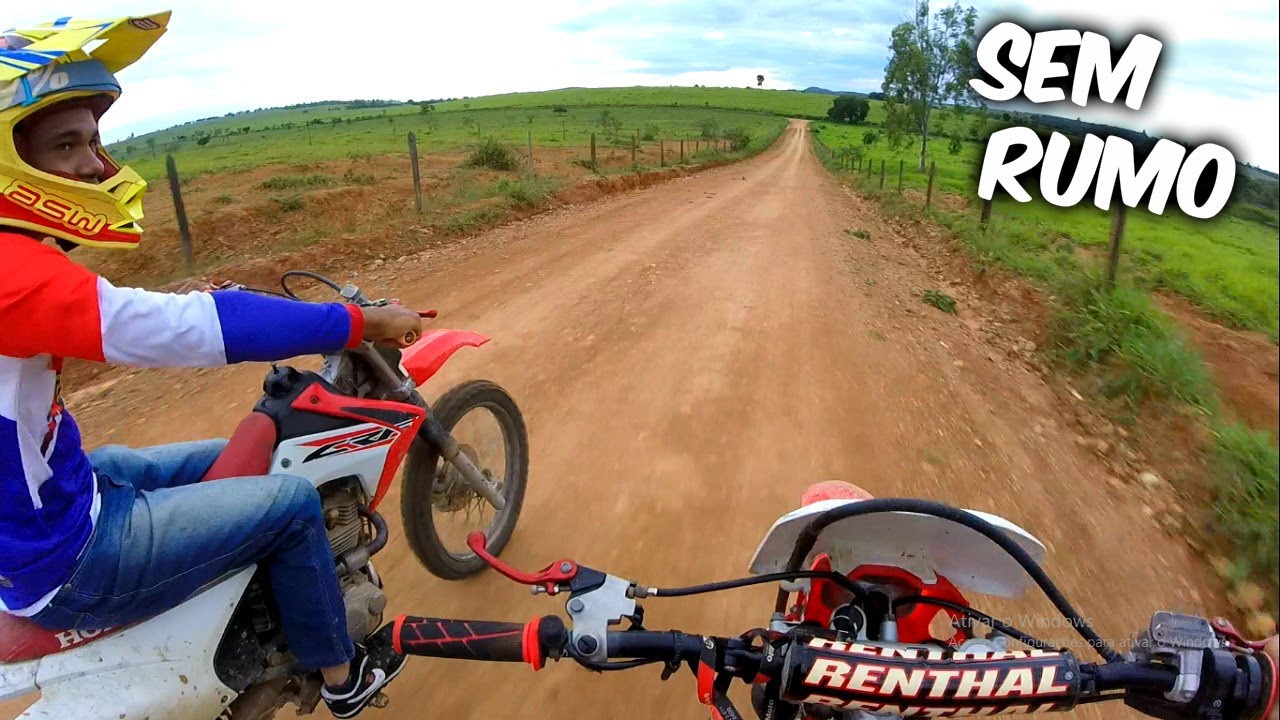 ACELERANDO FORTE EM DUAS CRF 230 SEM DESTINO