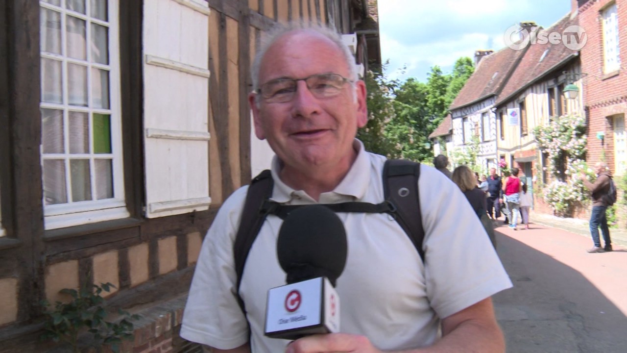 Fête des roses : Gerberoy accueille les visiteurs pour une fête de village presque séculaire.