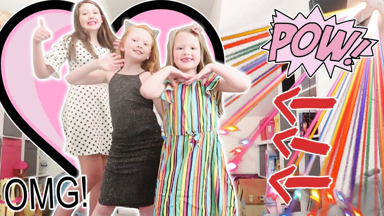 THE GIRLS TAKE PART IN A SPECIAL FASHION SHOW!