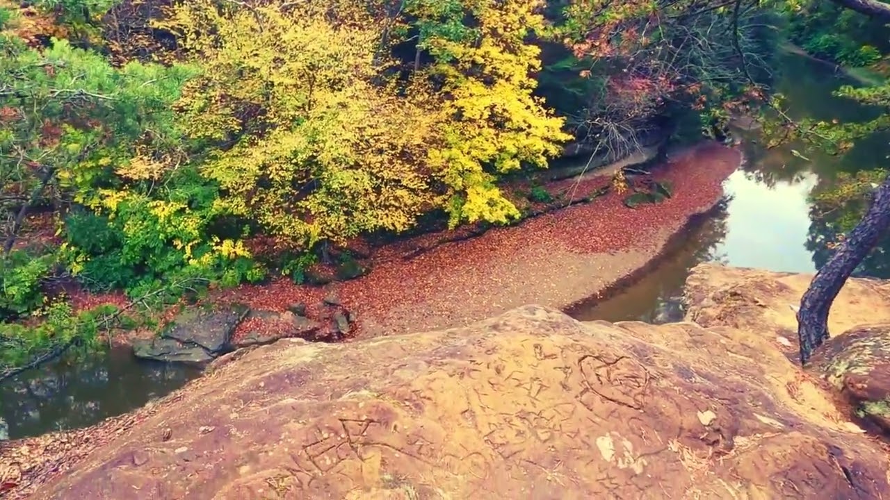 Black hand gorge highlights