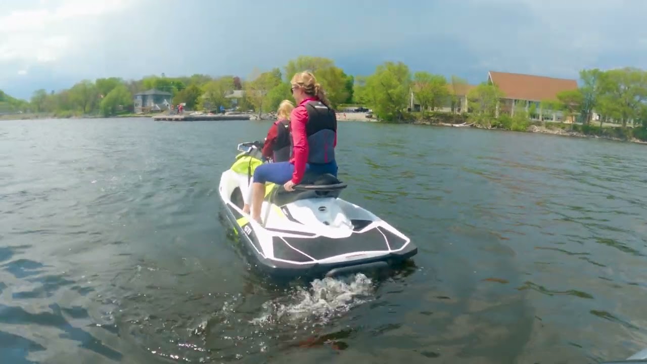 Seadoo 2022 GTI 170 SE and 2017 GTI 90