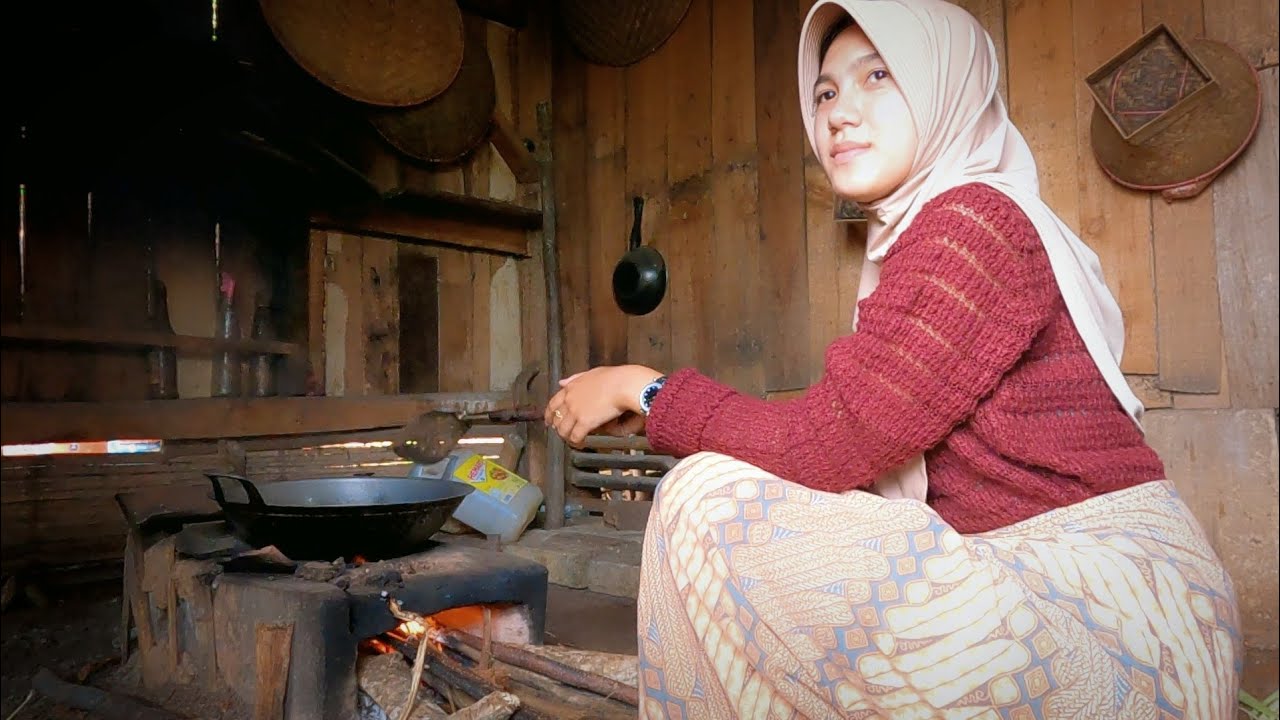 Gadis Desa Sukabumi Cantik, Masak Sederhana Tapi Istimewa || Indonesian Girl Rural Life