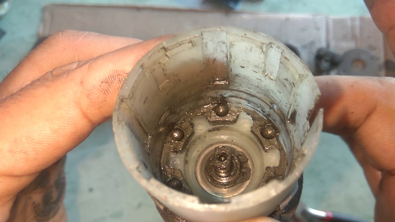 Inside Fujiyama cordless drill CD9812L
