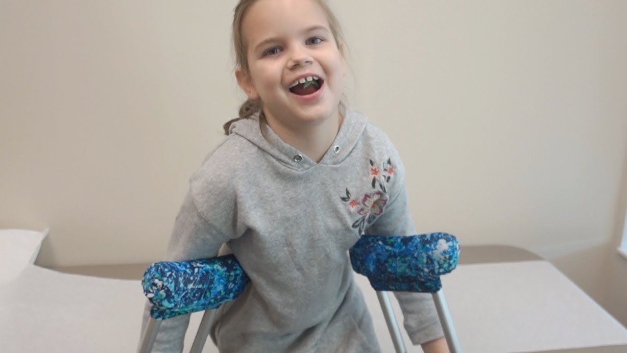 KNEE INJURY | ORTHOPEDICS FOLLOW UP VISIT VLOG | DOES SHE NEED AN MRI?