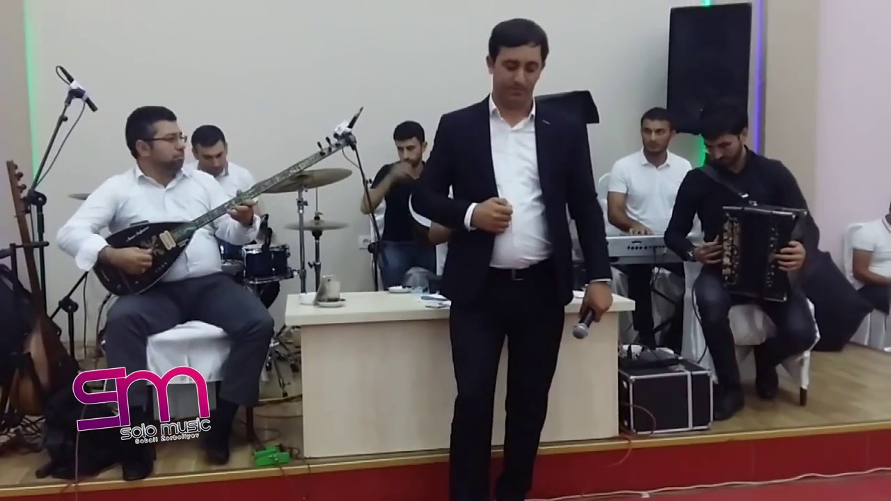 Revan Sahverdiyev- Deyin Hardadir( Senuberim)- Favorit Ansambli - Guzdek toyu (11.07.2017)