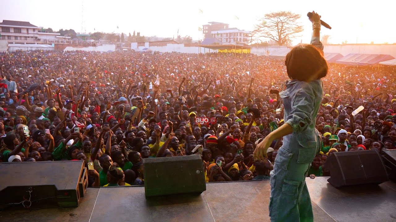 HILI NDIO BALAA LA SHOW YA ZUCHU KIGOMA KWENYE KAMPENI ZA BABA LEVO