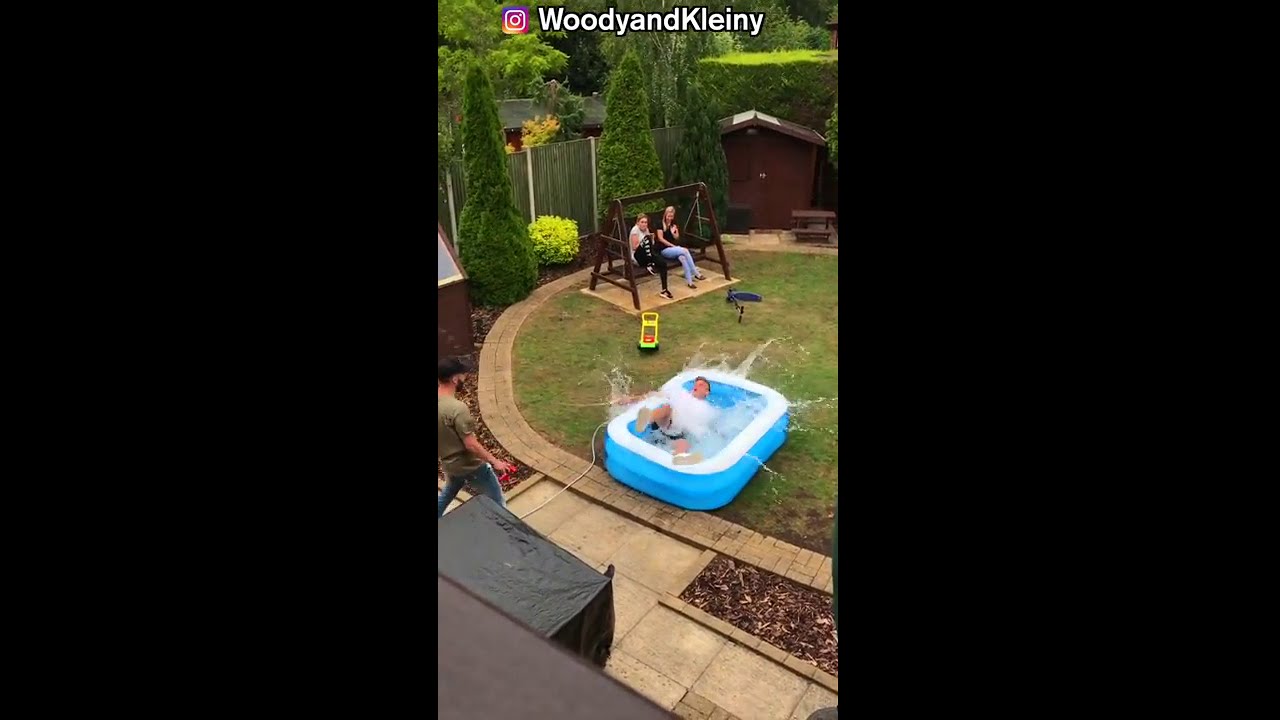 THE BEST AIR HORN PRANK! Woody and kleiny👌👌