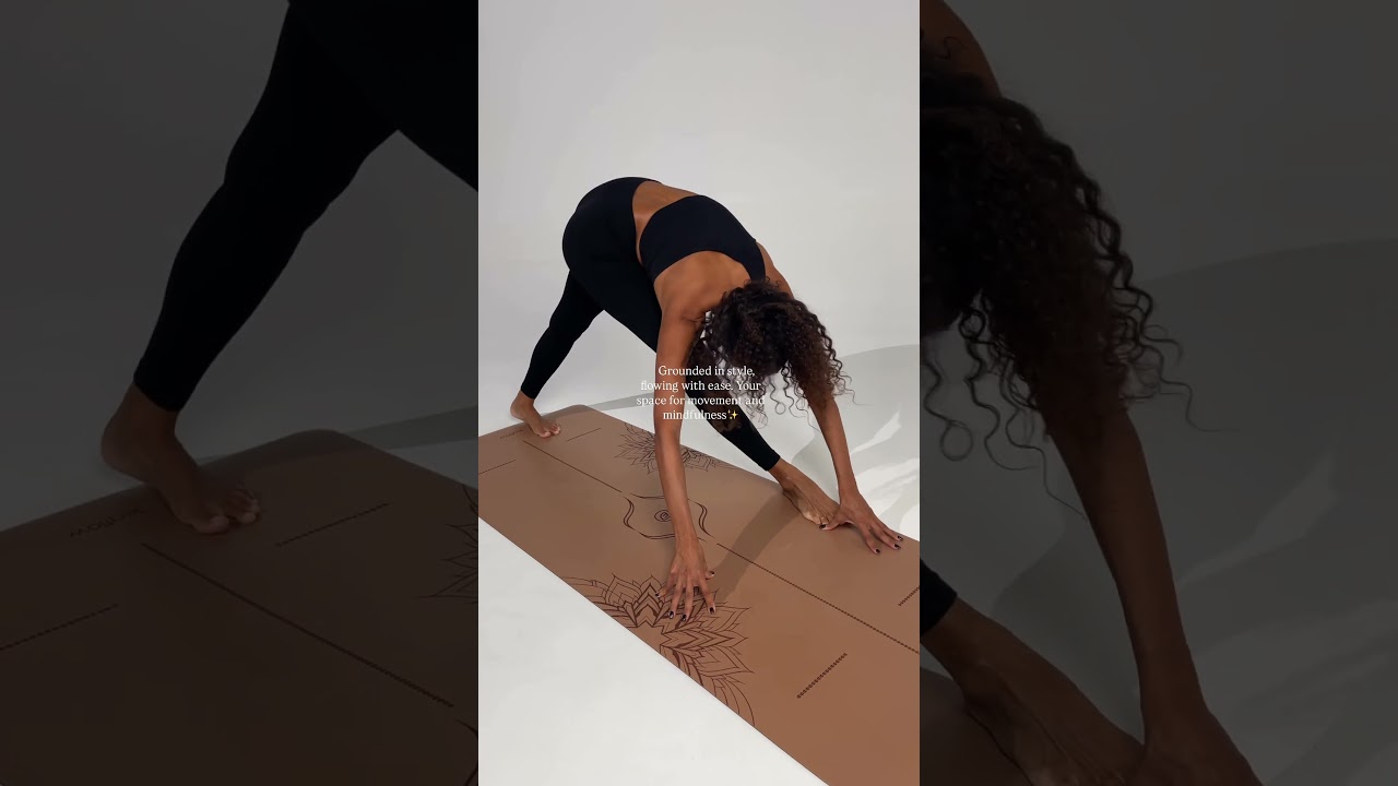 Eco-friendly yoga mat with easy to follow alignment guide #yogapractice