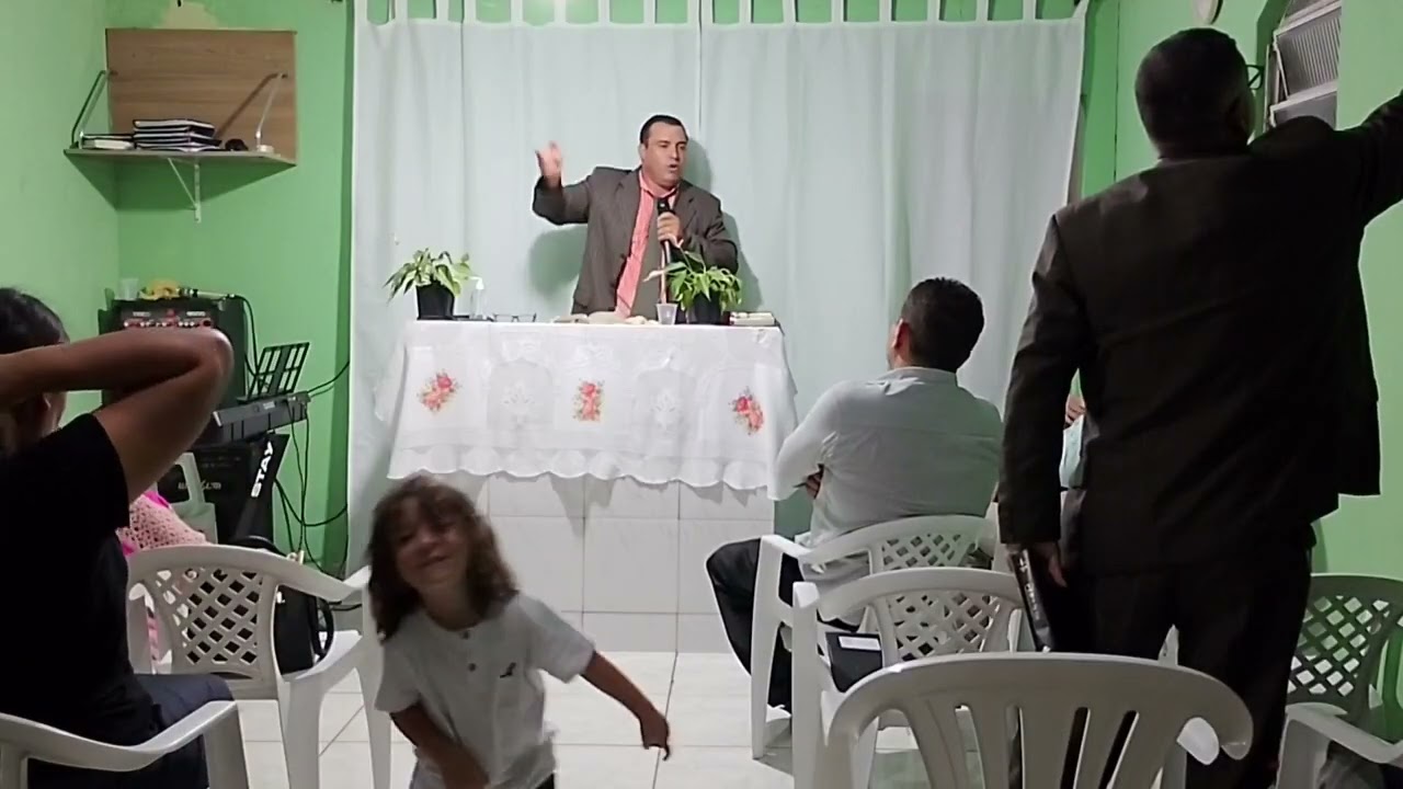 Deus usando teu servo Cláudio foi uma benção 